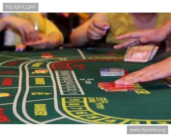 澳门六张赌牌持有者的行业合作与竞争策略探讨