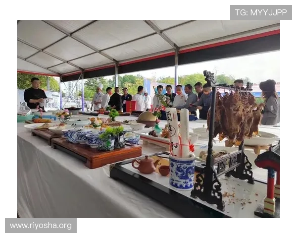 澳门美高梅金殿堂餐饮盛宴：品味世界美食与顶级厨师的精致烹饪艺术